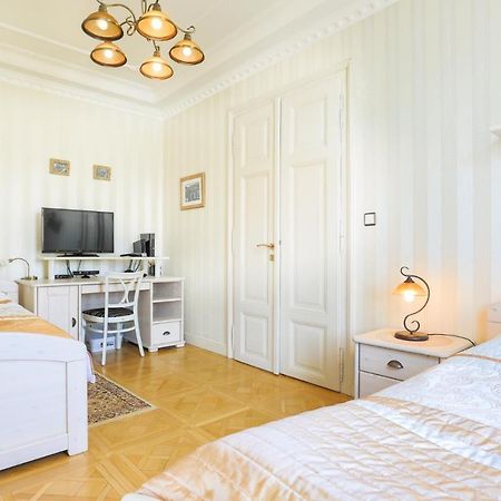 Apartman Nostalgia Karlovy Vary Luaran gambar