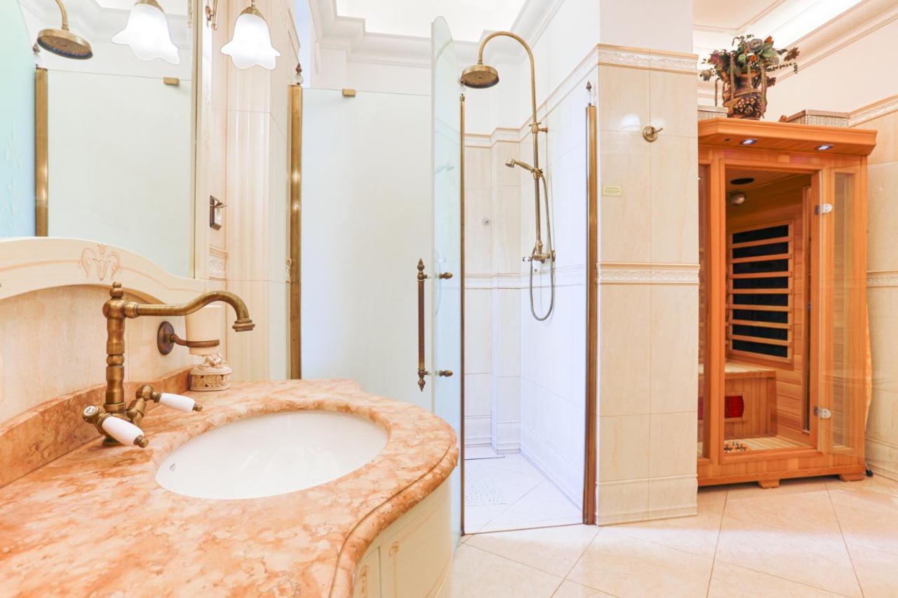 Apartman Nostalgia Karlovy Vary Luaran gambar
